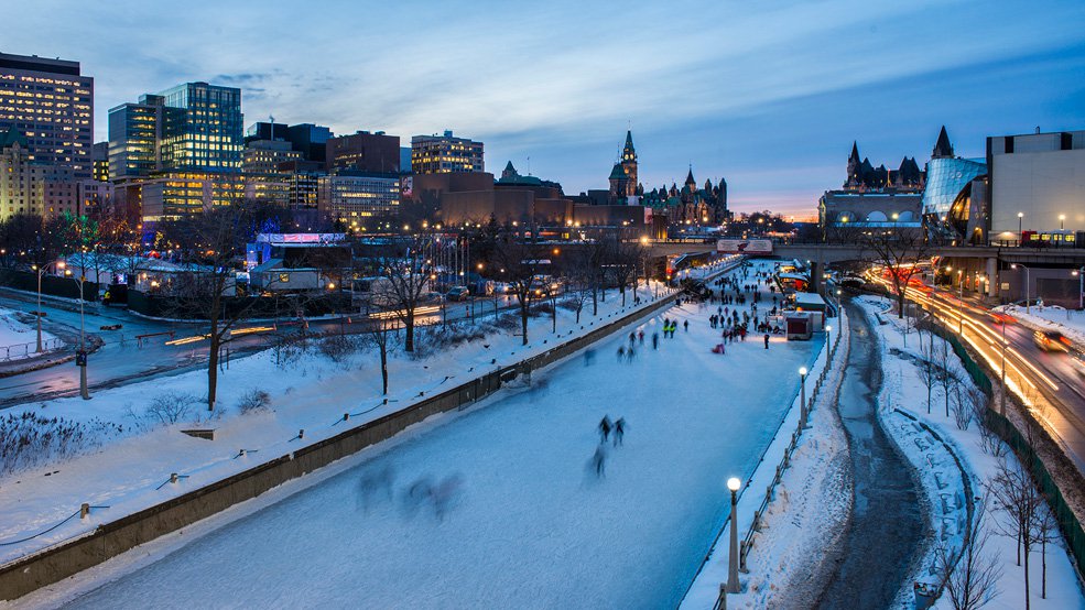 Skating-on-the-Rideau-Canal-at-night-winter